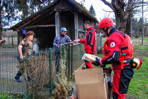 Ekipe Crvenog križa u akciji, slijedi buran vikend
